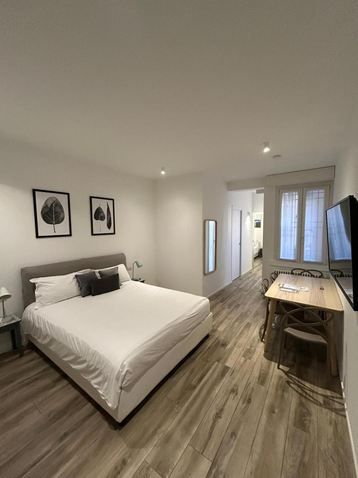 Milanofierapartments ภายนอก รูปภาพ